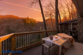 Laurel Creek Cottage - Powder Horn Mountain - Image 4