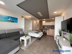 Fehér Hullám Apartman - Image 4