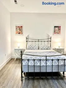 New 2BDR 2BATHS 1 Park Spot APT Super Close to NYC - Image 2