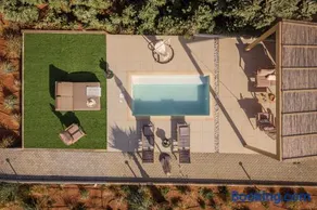 Euphoria Seafront Residence - Image 2