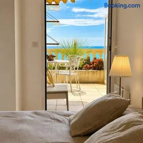 Elegante Bilocale con terrazza sul mare Mentone - Image 1