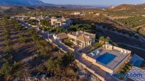 Koronio Villas - Image 3