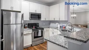 Landing Modern Apartment with Amazing Amenities (ID3722X1) - Image 4