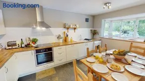 CROYDE LOOKOUT 3 Bedrooms - Image 2