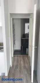 Appartement T2 45 m² en centre-ville - Image 3