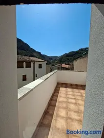 Apartamentos LA FONDA - Image 1