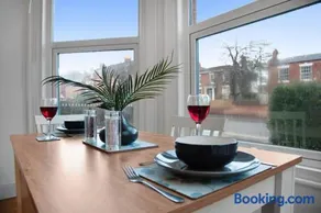 WhiskAwayStays - St Stephens Court - Apartment 2 - Image 2
