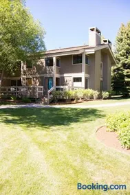 New Villager 1325 at Sun Valley - Image 2