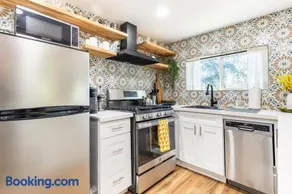 Modern A-Frame Treehouse Cabin - Remodeled 1BR Near Lake Gregory - Image 1