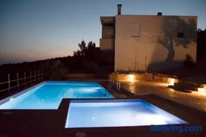 Paterakis Studios Triopetra - Image 2