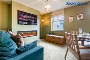 Silcox House Bath - Image 4