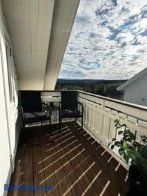 NY og moderne studioleilighet med elbil lading - Image 1