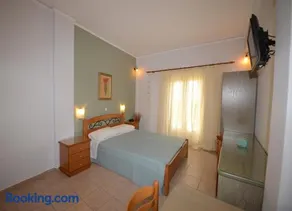 Konstantza Studios and Apartments - Image 3