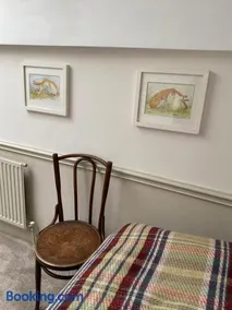 Traditional cottage in central Painswick - Image 2