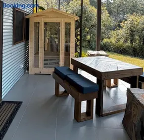 Coffs Coast Mountain Retreat Cabin 1 - Image 3