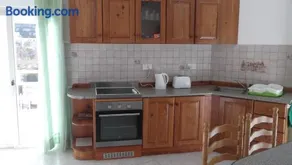 Hideaway Flats - Image 3