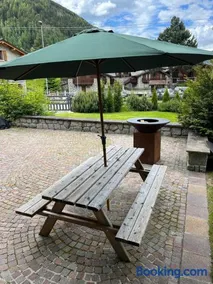 Chalet Bel-Air A due passi dalle piste, con giardino e posto auto - Image 2
