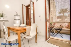 Lido Apartment - Image 2