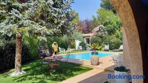 Carry-le-Rouet, appartement 2 pièces, jardin et piscine - Image 1