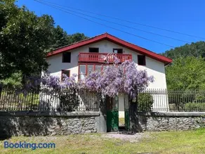 Lutzin Etxea, Caserío Vasco con piscina, jardín y parking, a 15 min de Bilbao - Image 1