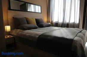 Apartment 46 - Image 3