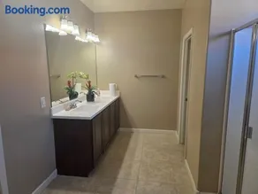 Comfortable Family Getaway in Buckeye - Image 4