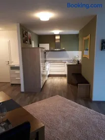 Deluxapartment - Image 1