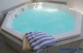 Kranich Ferienhäuser mit Innenpool - Image 3