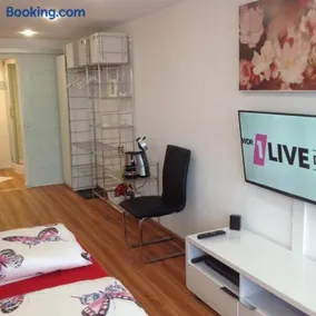 Ferienwohnung Sasbachwalden H15 Ap6 mit beheiztem Innenpool und Sauna - Image 1