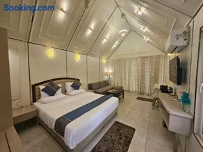 Coco Brookes Luxury Farm Stays - Image 2