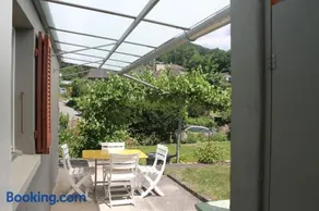 Lake Thun Apartment for max 3 Guests Ideal for Water Sports & Swiss Alps - Image 2