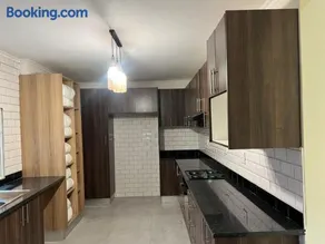 GM Lodge - Image 2