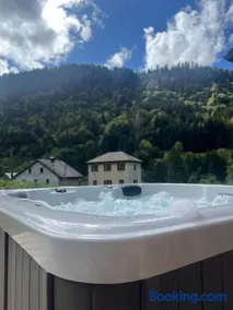 Villa en Bellevaux avec sauna et jacuzzi - Image 3