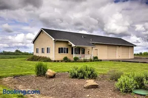 The Farm House on Mount Tom - Image 1