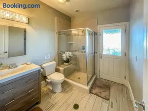 Serrano Village Villa - Image 2