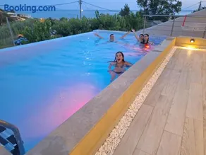 villa vasillis-heated swimming pool with infinity view - Image 2