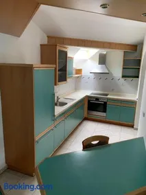 Monteurwohnung , 4 Schlafzimmer, 130qm, Balkon, einzige Wohneinheit im Haus, Parkplatz - Image 2