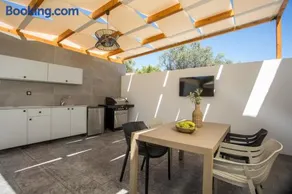 Aura Luxury Villas - Image 3