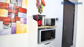 Modern Valentina Studio - Sleek Urban Retreat - Image 3