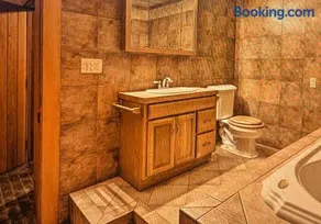 Buck Mountain Ranch Retreat - Image 2