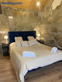 Casa de Pedra em Vinha no Dão - Image 1