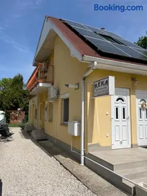 Réka Apartmanház - Image 1
