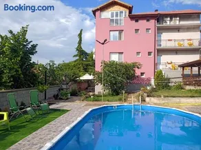 Guest House 51 - Image 4