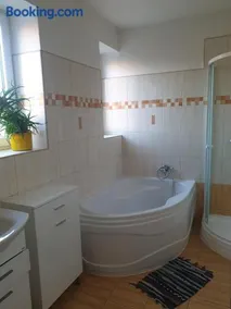 Bianca Apartment - Image 3
