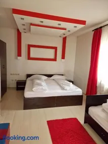 Casa Tudor - Image 1