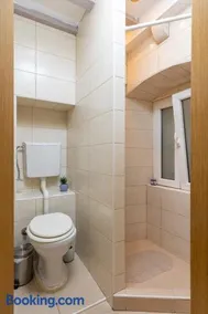 Central Old Town Apartments - Image 3