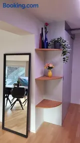 Studio Stadtpark - central, calm, classy, chic - Image 3