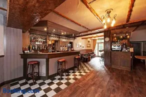 The White Bull Hotel - Image 4