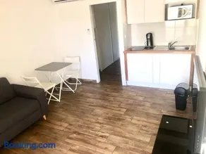 Studio a deux pas du centre ville et de la mer - Image 3