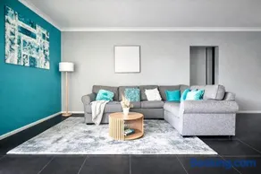Luxury Beach House, Sleeps 8, Walk to Beach - Image 3